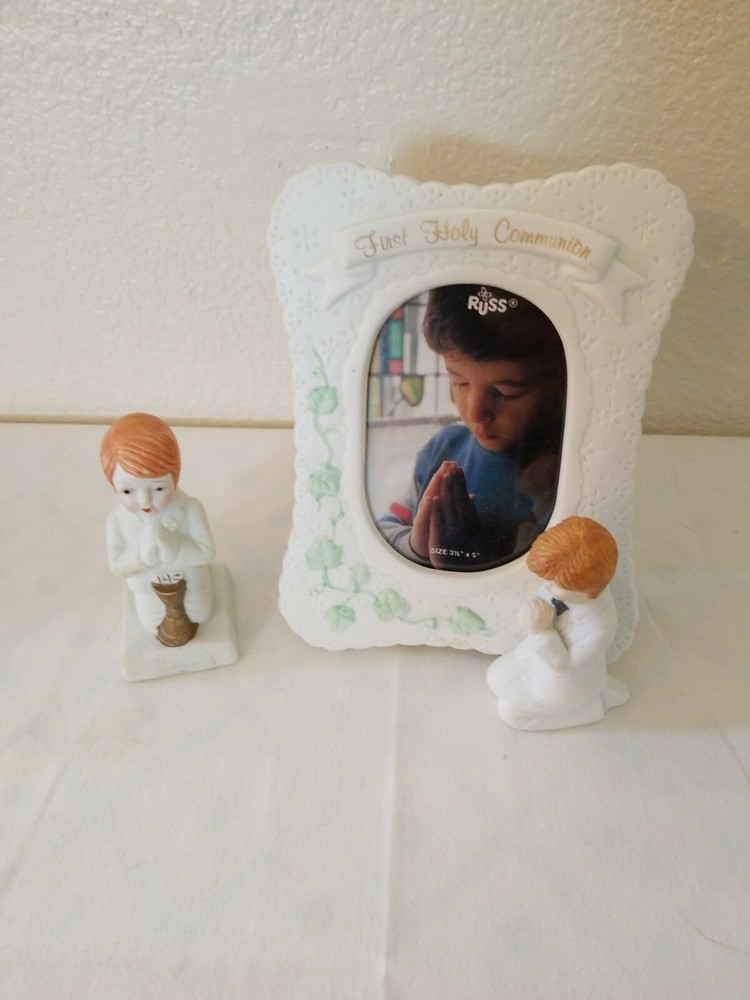 2 Pc Russ First Holy Communion Ceramic Picture Frame W/Praying Boy 3 1/2" X 5"