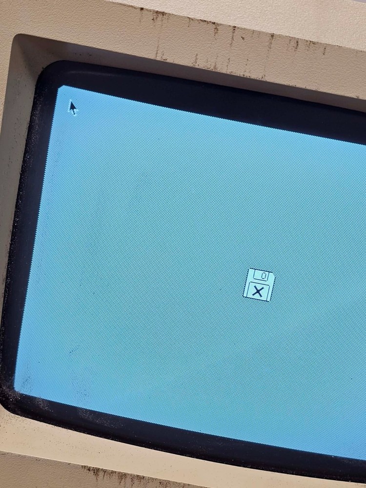 Apple Macintosh Plus 1MB Vintage Computer - Powers/Posts Vintage Special