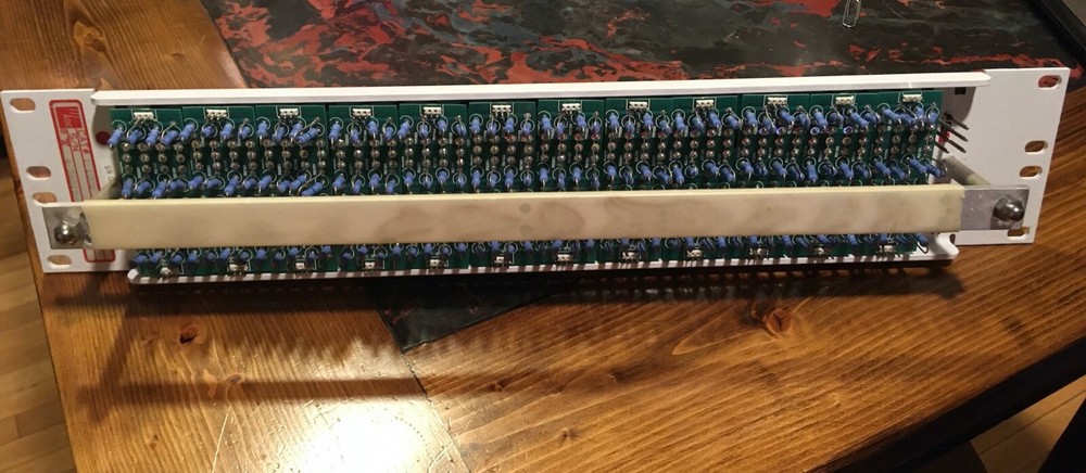 Benchmark Media Systems Interface Panel System 1000 BP-100