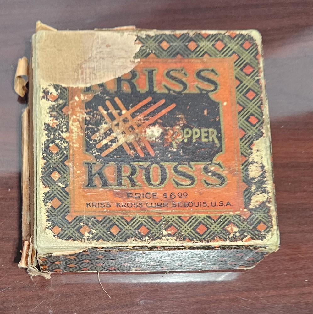 Vintage 1920's Kriss Kross Stropper Razor Blade Sharpener with original Box