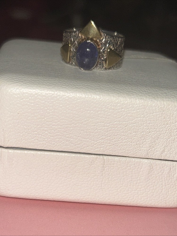 925 Sterling Silver Two toned Tanzanite Ring Size 7.5