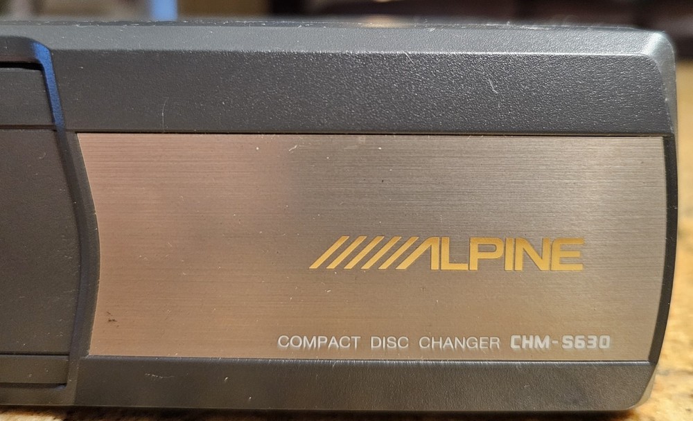 ALPINE CD Shuttle 6D Compact Disc Changer CHM-S630 w 6 Disc Magazine UNTESTED