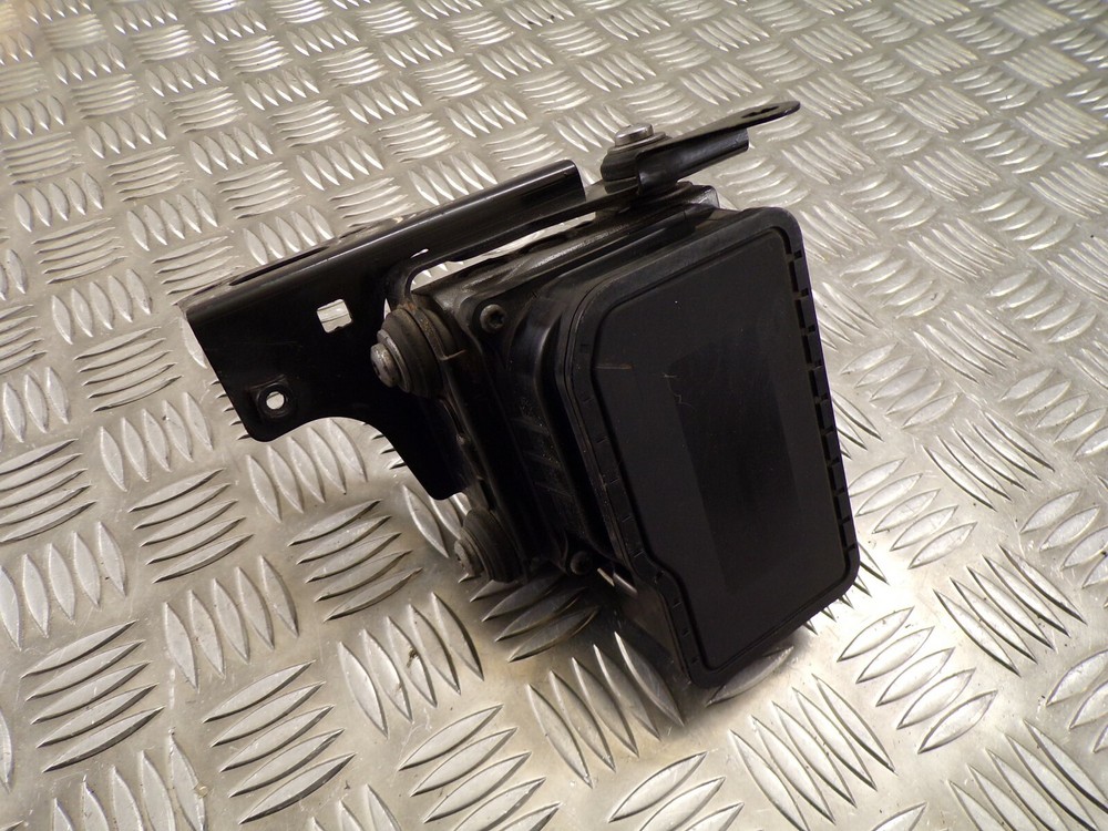 Triumph 1050 Sprint GT 2014 ABS pump 2010 > 2017 WB