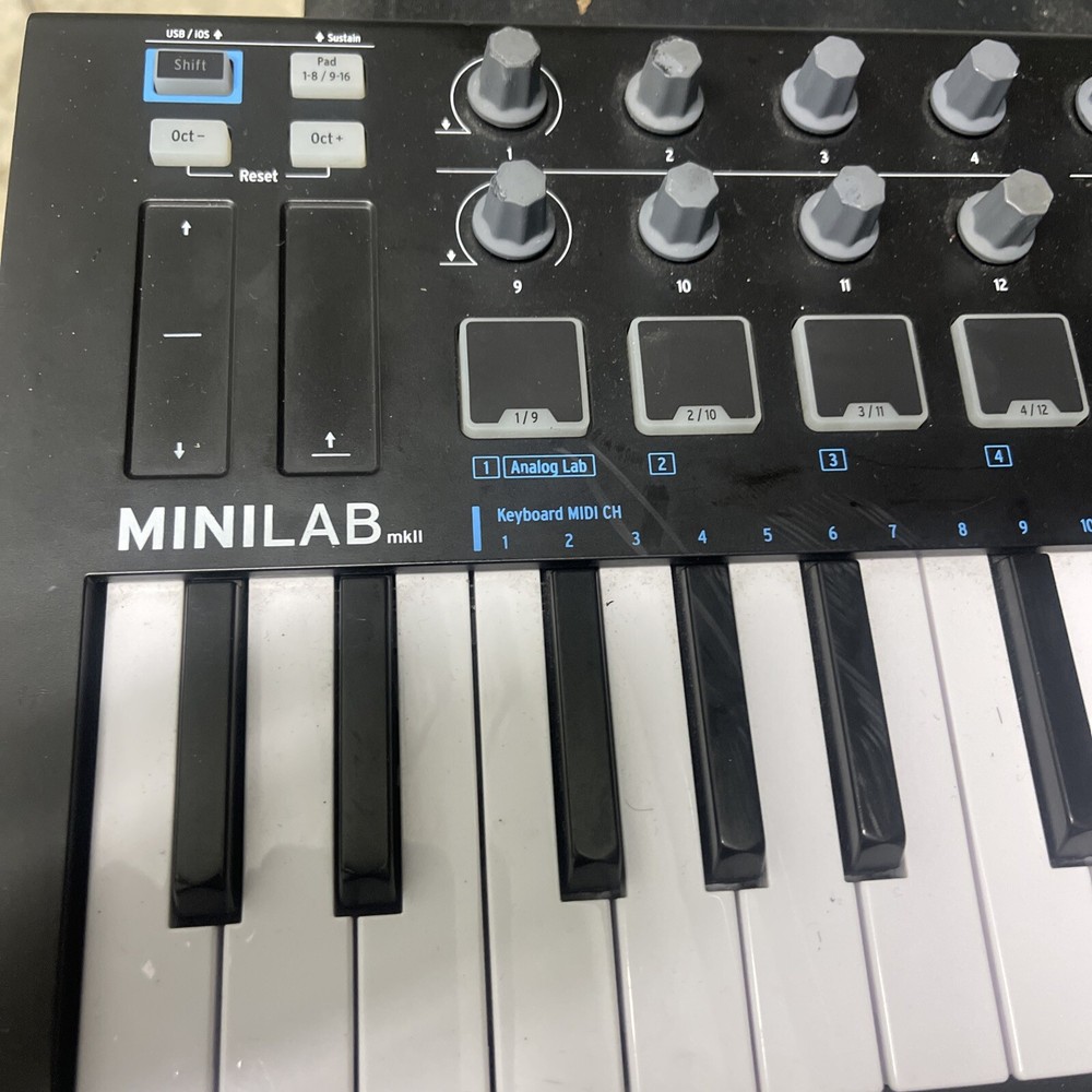 Arturia MiniLab MkII 25 Slim-key Controller
