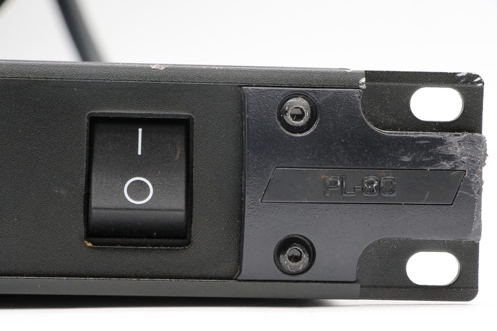Furman PL-8 C Power Conditioner