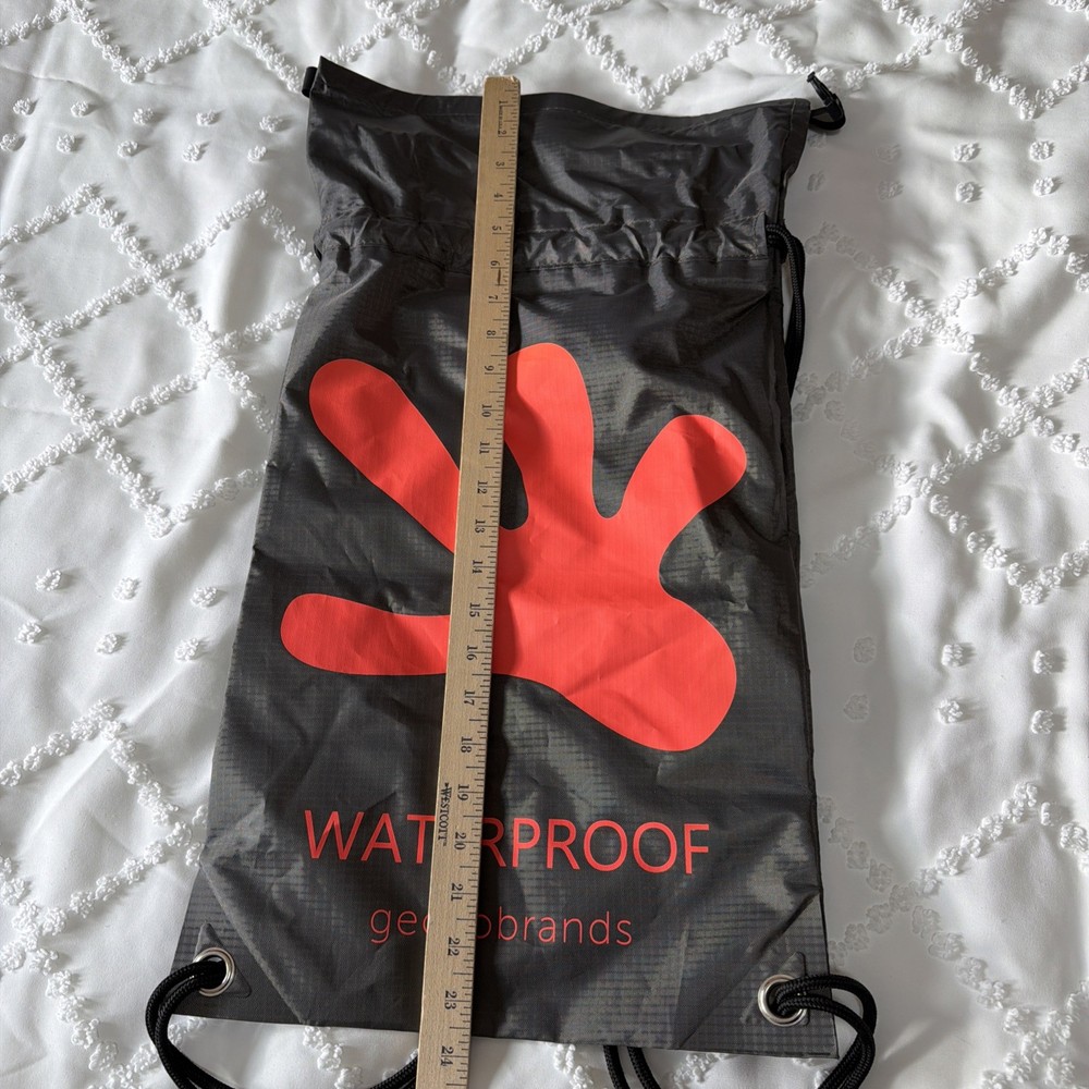 GECKOBRANDS Lightweight Waterproof Nylon Drawstring Active Backpack Gray Orange