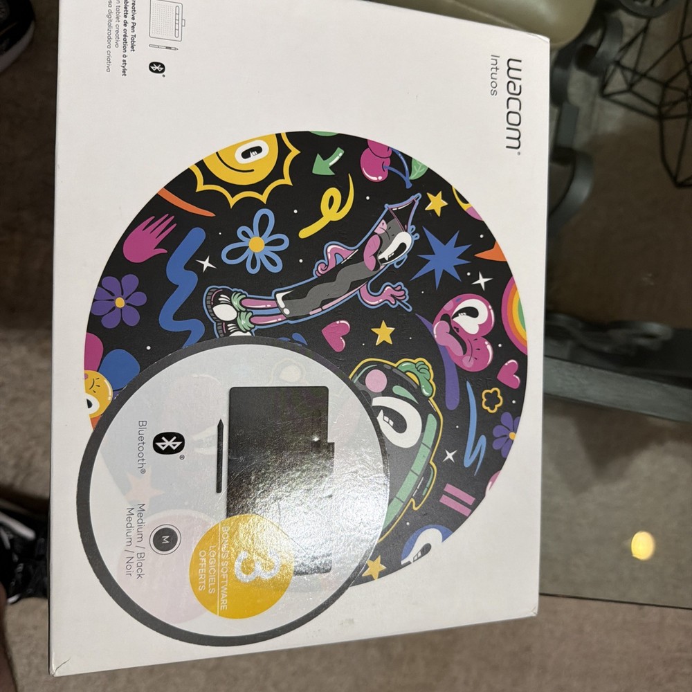 Wacom Intuos Medium Wireless Graphics Tablet - Black, Used