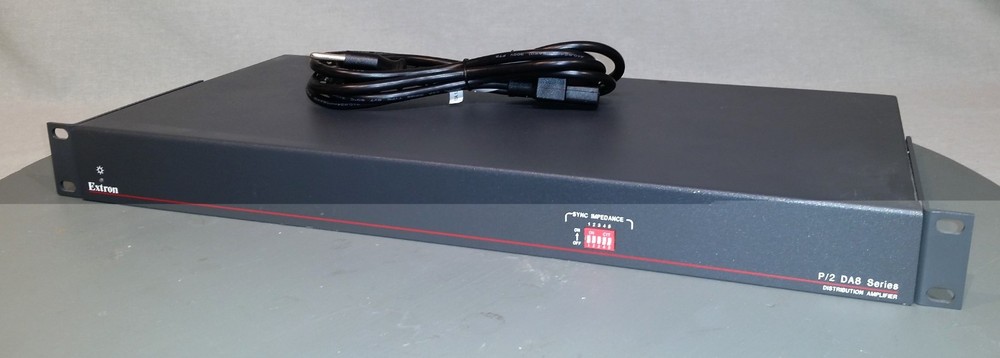 EXTRON P/2 DA8 DISTRIBUTION AMPLIFIER
