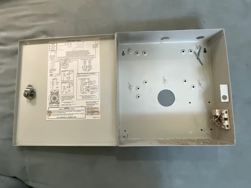 *DSC Digital Security System PC2550 Alarm Remote Control Box Board - As Is