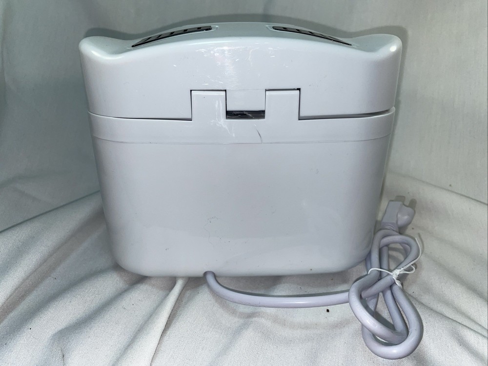 Elite Gourmet (EBM1206) Digital Bread Maker Machine 1/2lb Loaf Size *read*