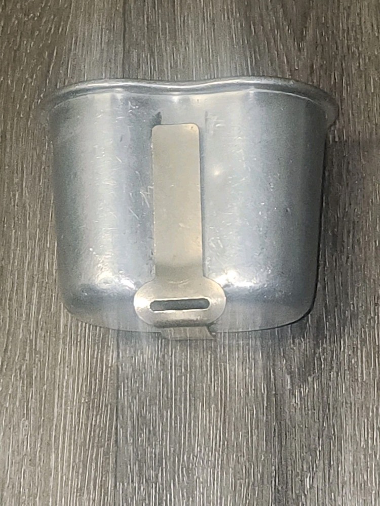 ORIGINAL UN-DATED PRE-WWII US CANTEEN CUP