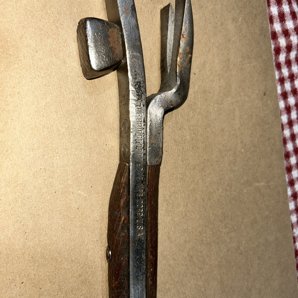 Rare Vintage 1908 Bridgeport Hardware Mfg. "Matchless" Nail Puller Tool