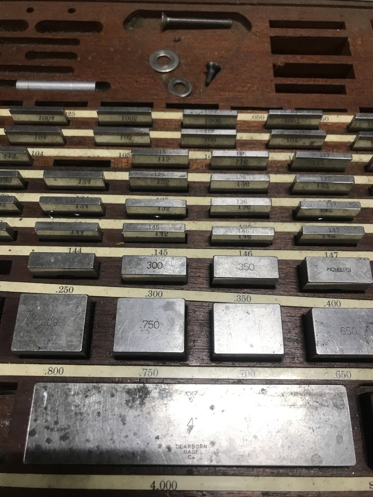 ELLSTROM DEARBORN RECTANGULAR GAGE BLOCK SET 75 PCs Broken Lid