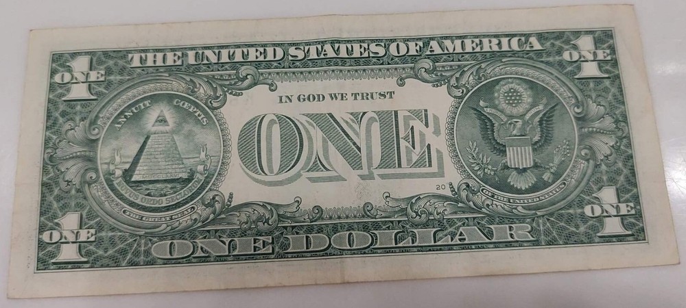 $1 Bill Misaligned One Digit Serial Number *7* STUCK DIGIT Minor ERROR Misprint