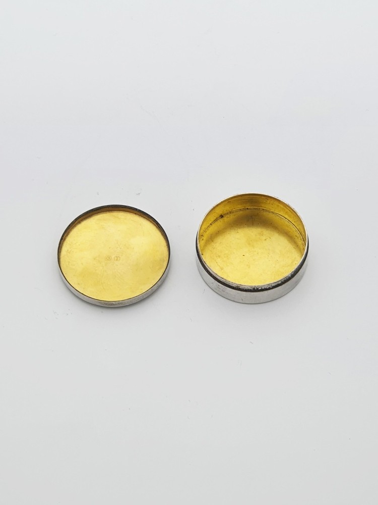 Antique Solid Silver Pill Box 1922 – Gilt Interior Trinket Box Hallmarked
