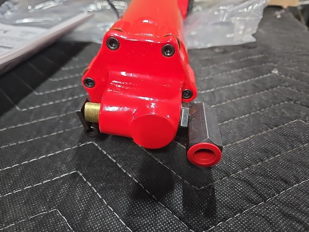 SIOUX Tools Compression Riveter SZEA8000 Max Force ( No Jaw ) Tool Only