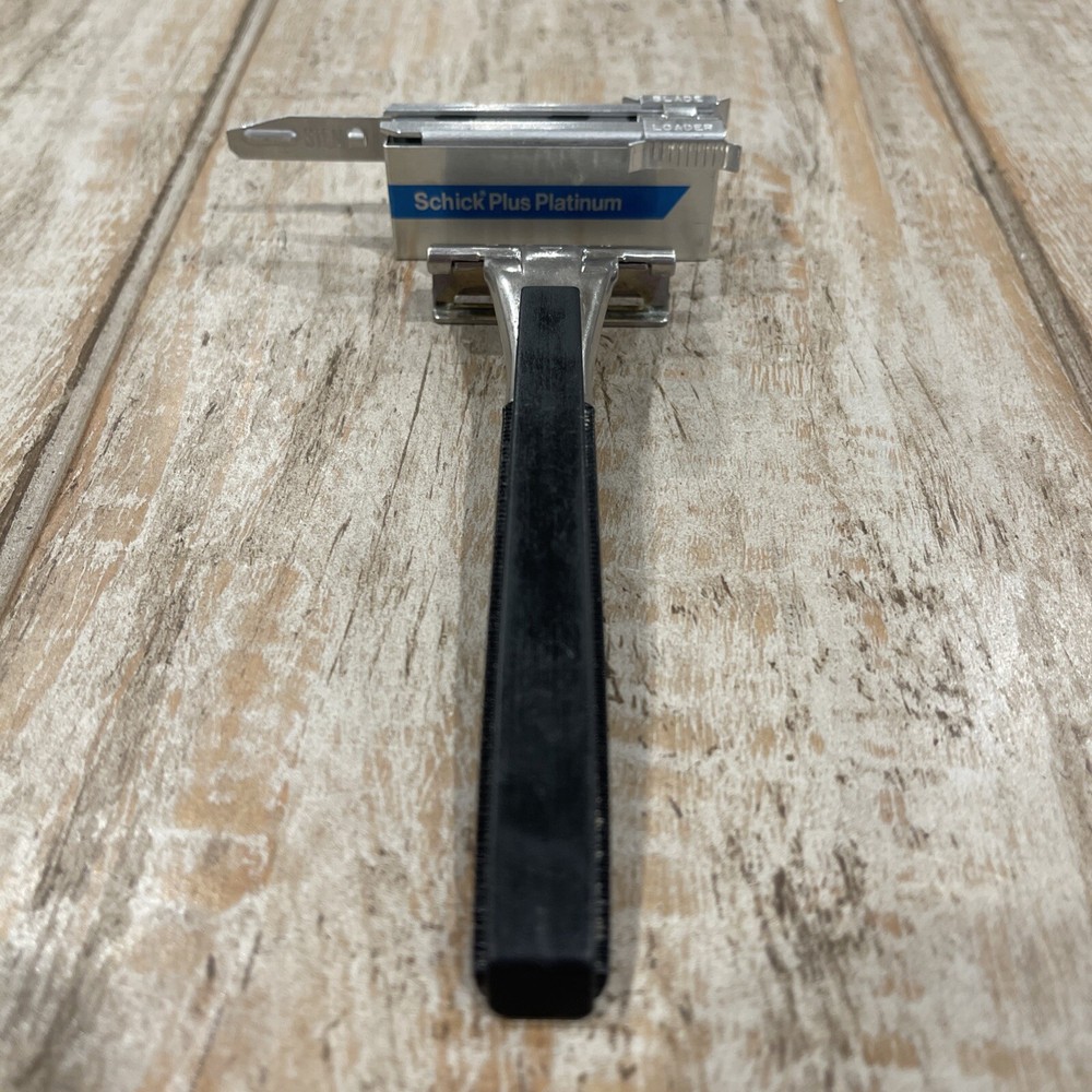 SCHICK Long Black Handle Injector Safety Razor