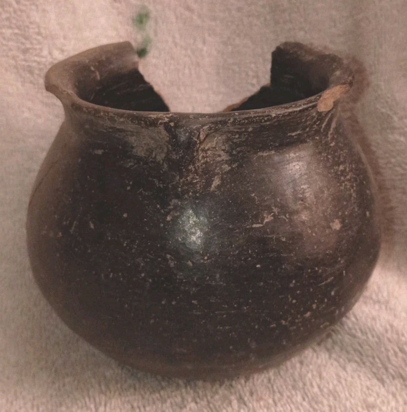 Great Antique Ancestral Pueblo Jar Pottery Bowl