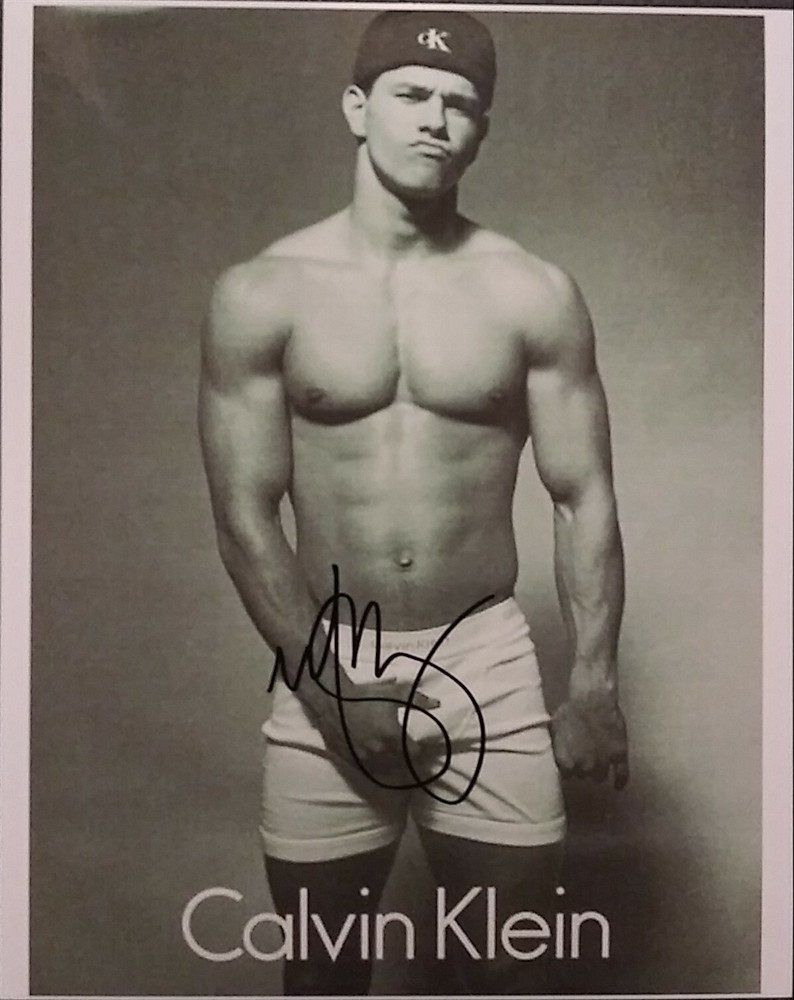 Mark Wahlberg signed 8 x 10