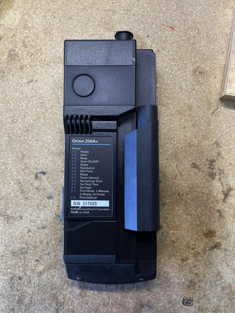 Thermo Orion 250A+ Handheld pH Meter, pH, mV, ORP, Temp., RS-232