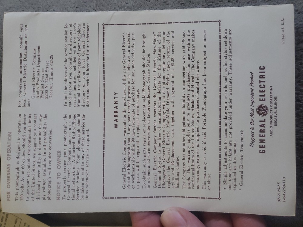 GE Portable Phonograph Gramophone Instructions Manual 1965