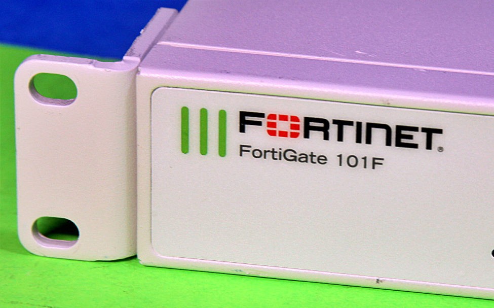 FG-101F Fortinet FortiGate Security Firewall 22xGE Port Switch