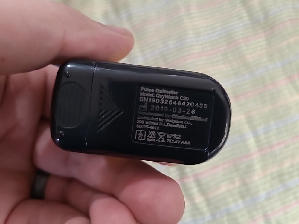 Pulse Oximeter OxyWatch C20 EZ Read with Carry Case Walgreens