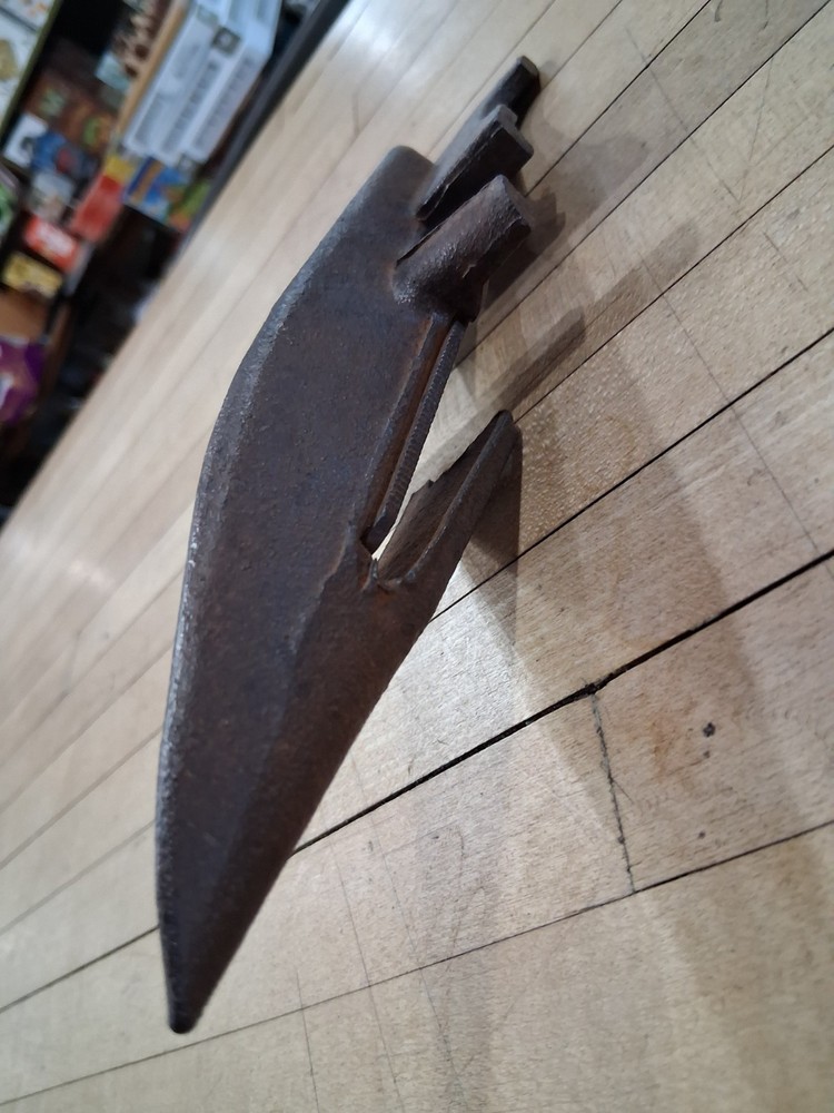 Cast Iron Mower Sickle Guard Farm Implement Blade Guard