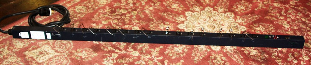 AVOCENT SPC1620 SPC1620V3 16 OUTLETS SECURE CONTROL POWER DISTRIBUTION UNIT