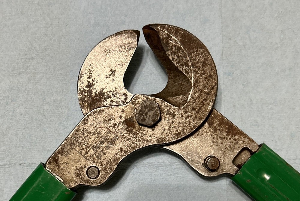 GREENLEE 718 Cable Cutter USA