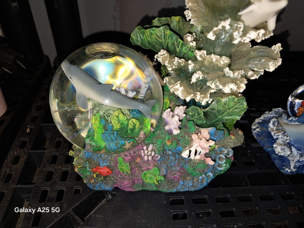 2 Dolphin Snow Globes