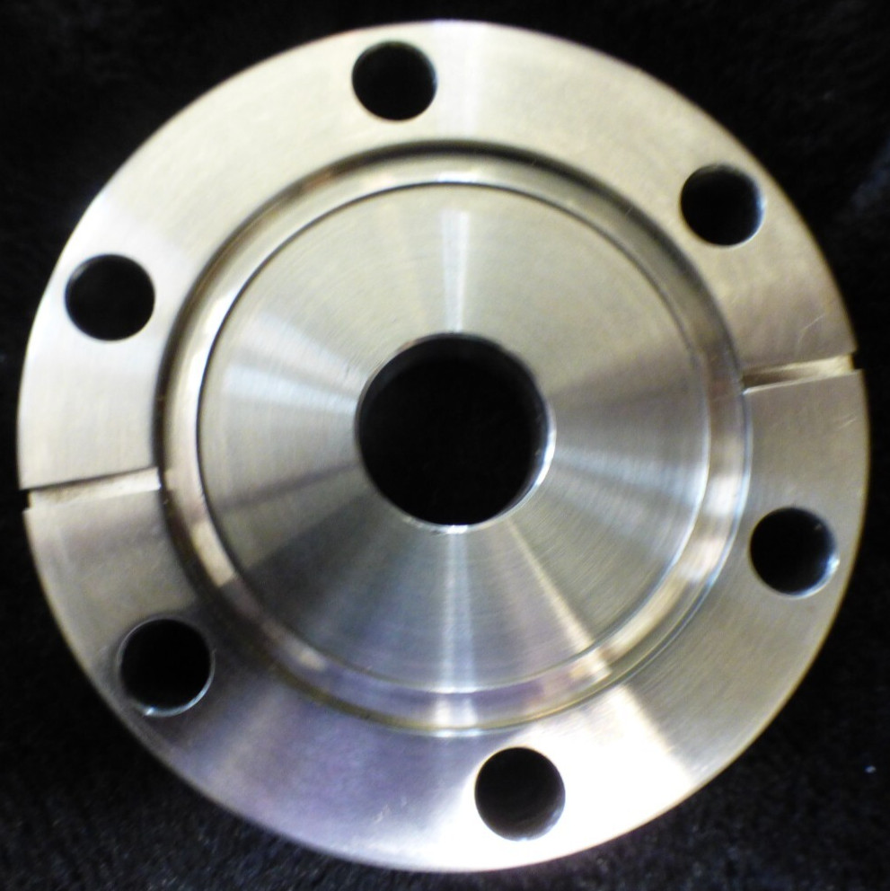 MDC zero length reducer 2.75" CF to 1.33" CF tapped