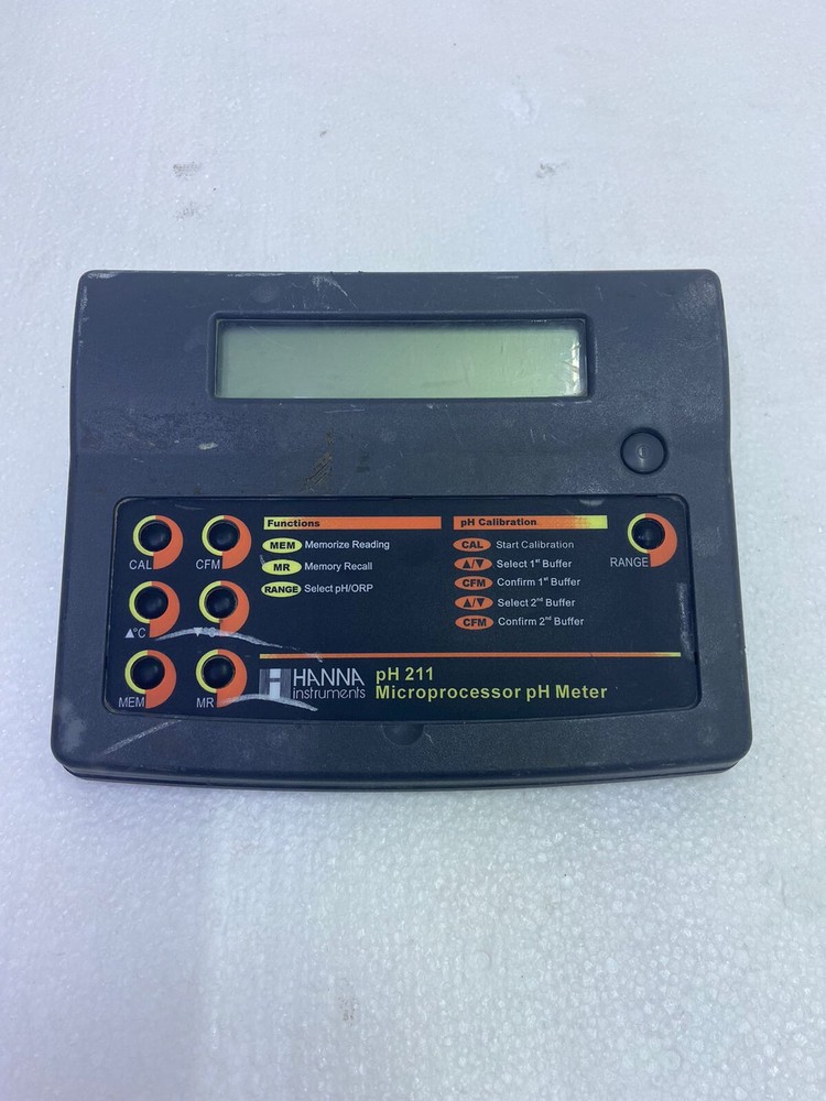 Hanna Instruments pH211 Microprocessor pH Meter, CH#47