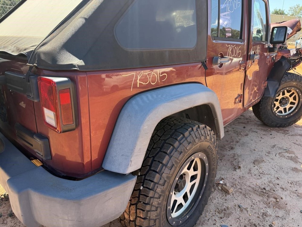 WRANGLER 2010 Transmission Shift 104918611