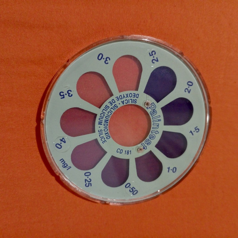 Palintest Comparator Kit - Water Testing Device with 3 Color Discs