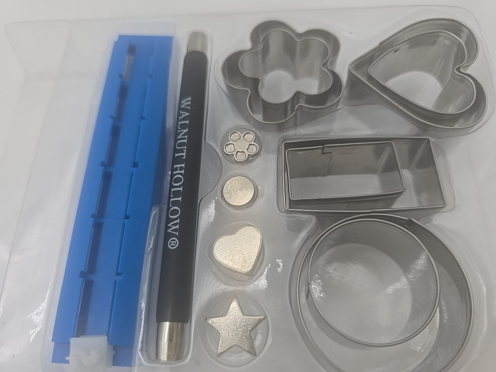 Walnut Hollow Clay Embossing Set -