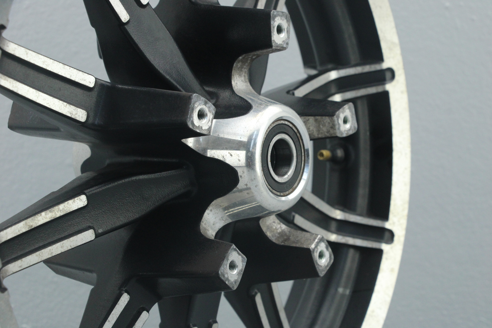 2014 Harley Road King 17" x 3.00" Front Wheel Rim IMPELLER 25mm NON ABS