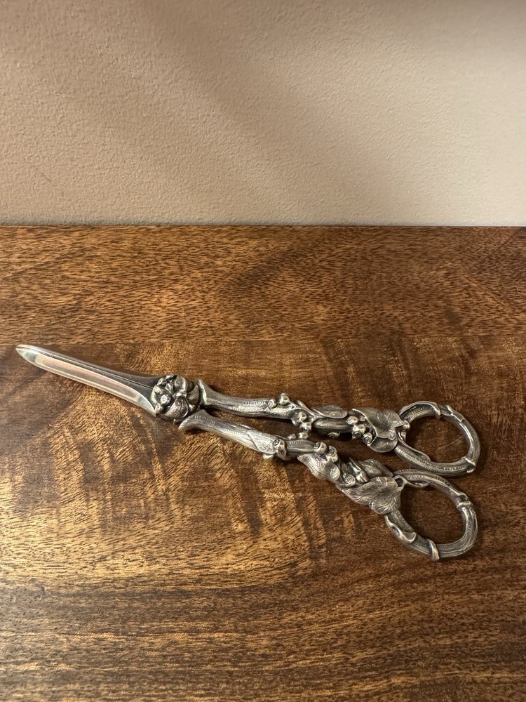 Vintage Silverplated Grape Scissors/Shears Grape Motif