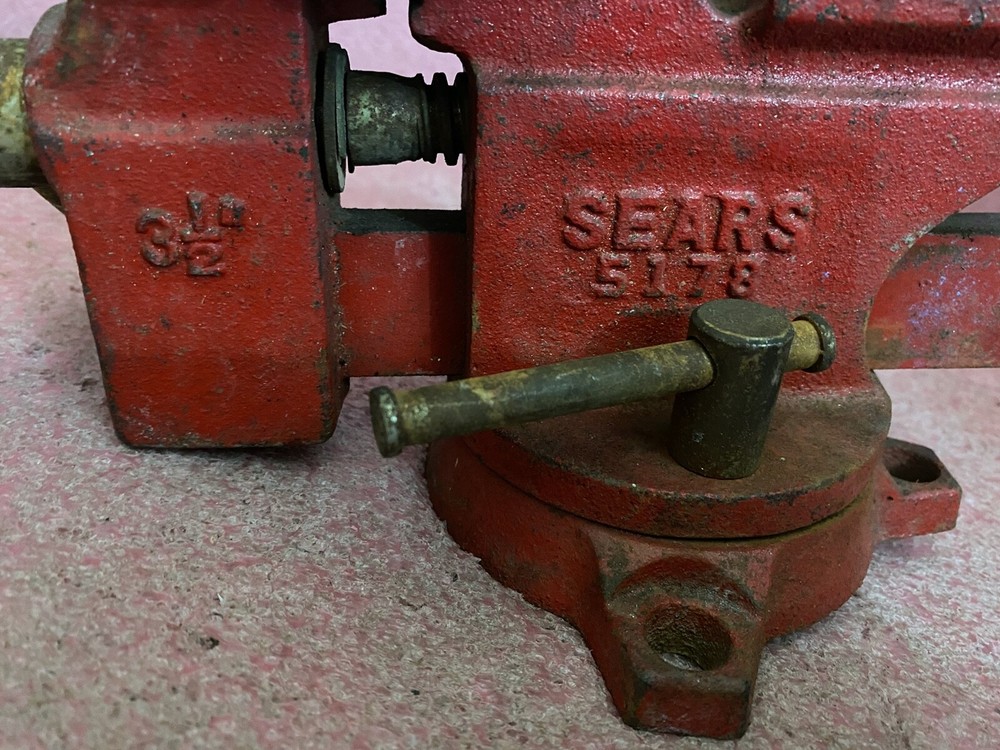 Vintage Sears 3 1/2" Vise Model 5178.