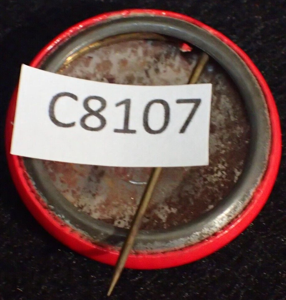 WWII US Homefront General Douglas MacArthur War-Time Lapel Button Pin, Fine