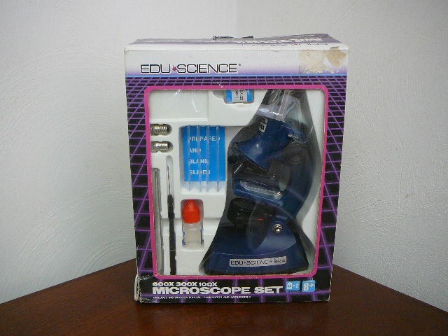 1989 EDU SCIENCE MICROSCOPE SET 600X 300X 100X, IN BOX