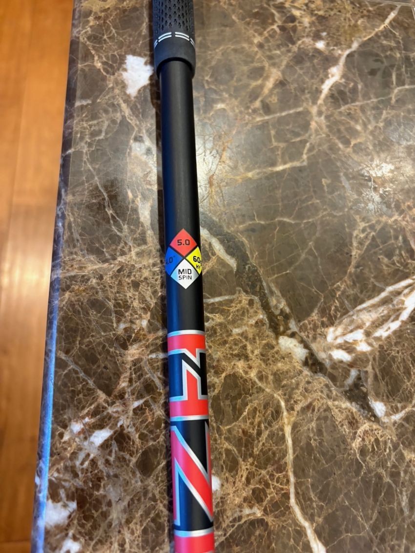 Titleist TSR2 #5 24* RH Hybird. Project X HZD Red Senior shaft. H/C Inc.