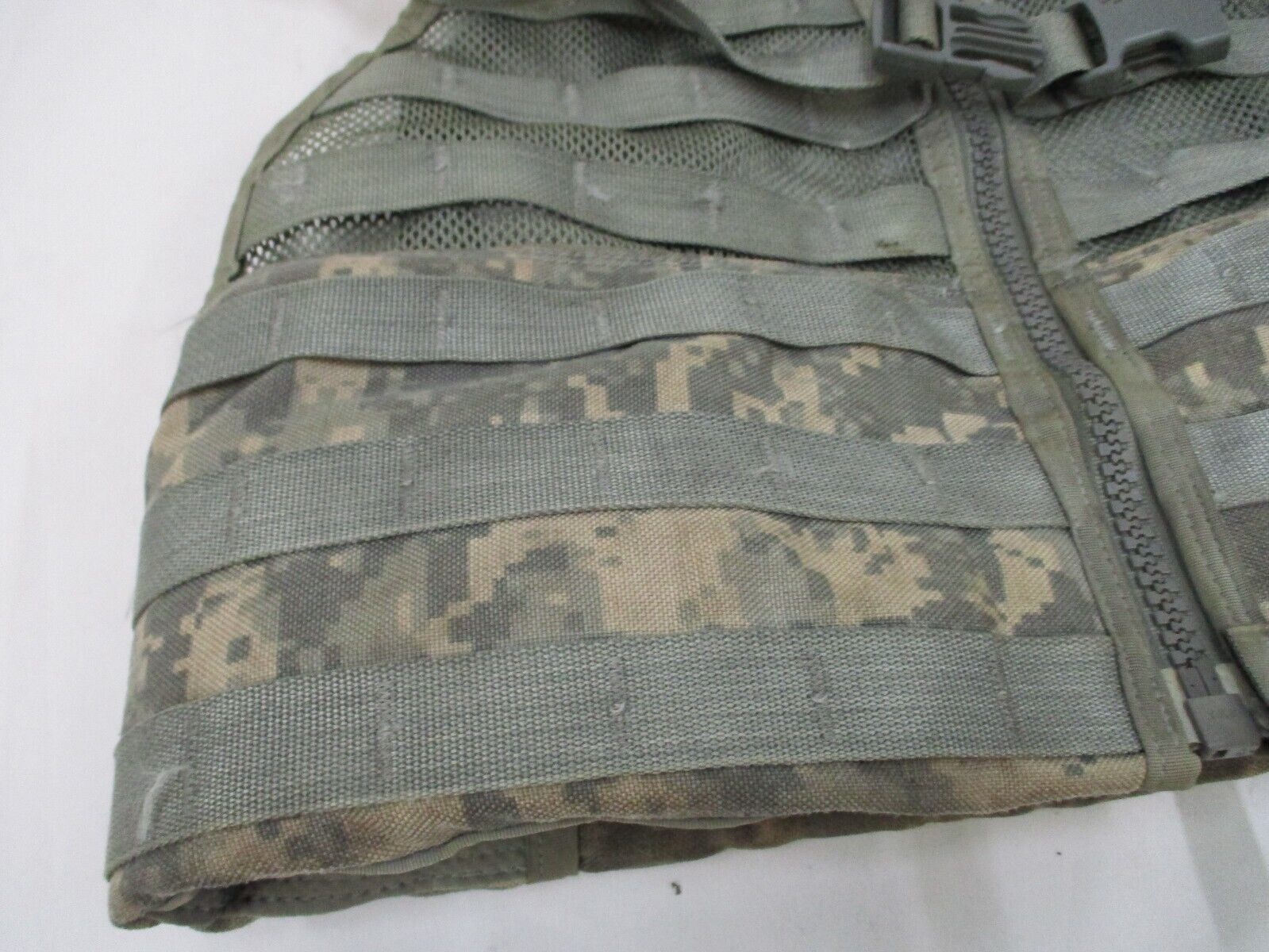 US ARMY MOLLE VEST FLC FIGHTING LOAD CARRIER BEARING EQUIPMENT DIGITAL TACTICAL