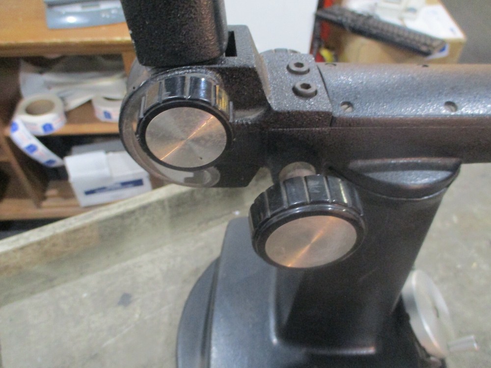 Bausch & Lomb SK Stand