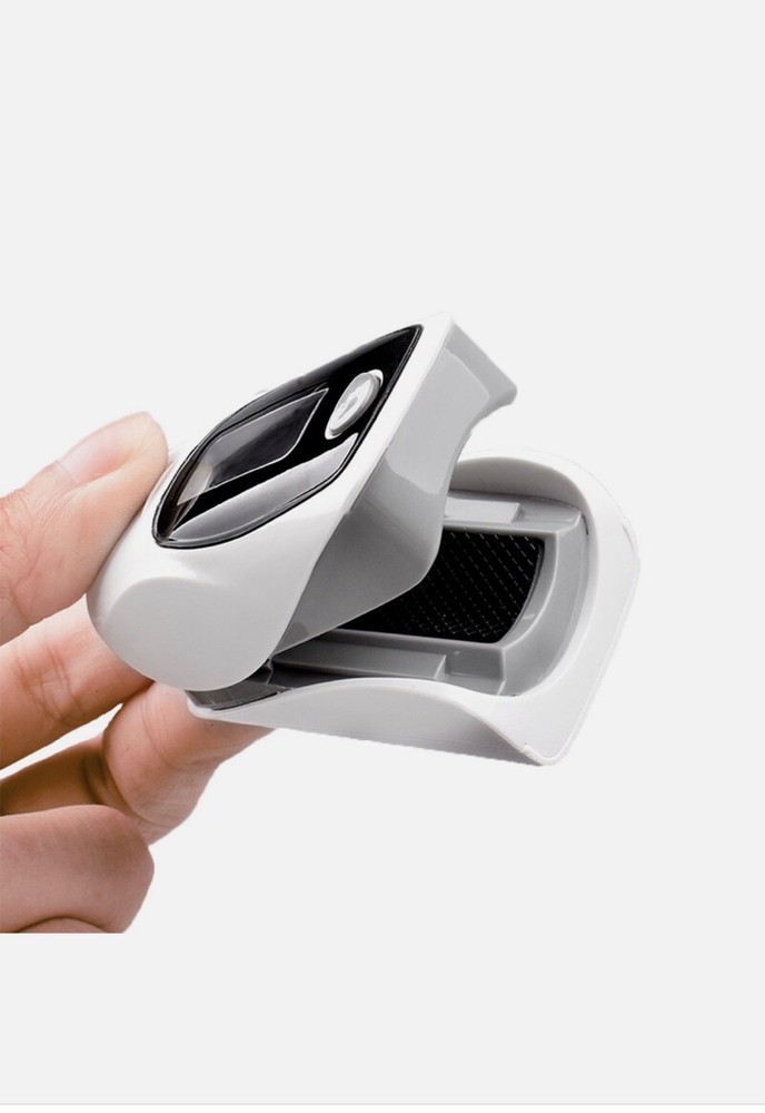 Fingertip Oximeter. Display Model C101A3. Multi-Feature White Black
