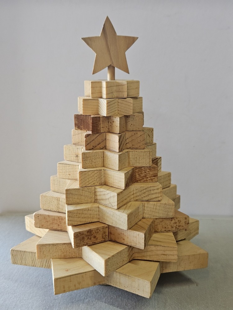 Wooden Stackable Christmas Tree **read Description **