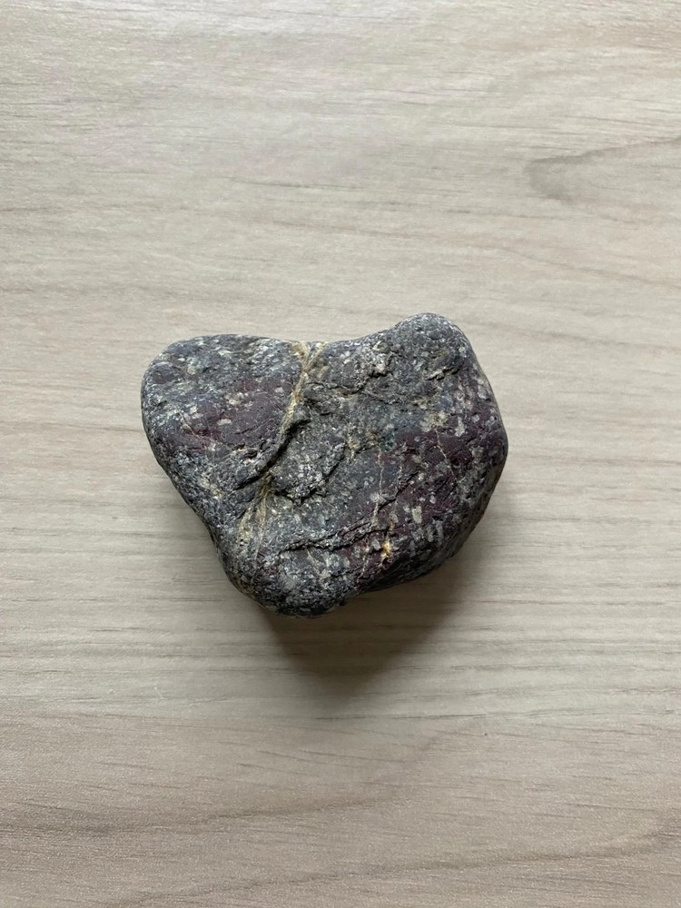 Heart Shaped Beach Stone 6.0 oz.