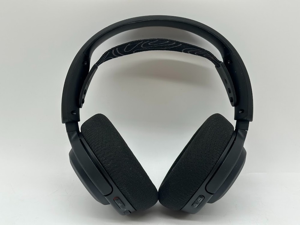 SteelSeries Arctis Nova 5 Wireless Multi-System Gaming Headset