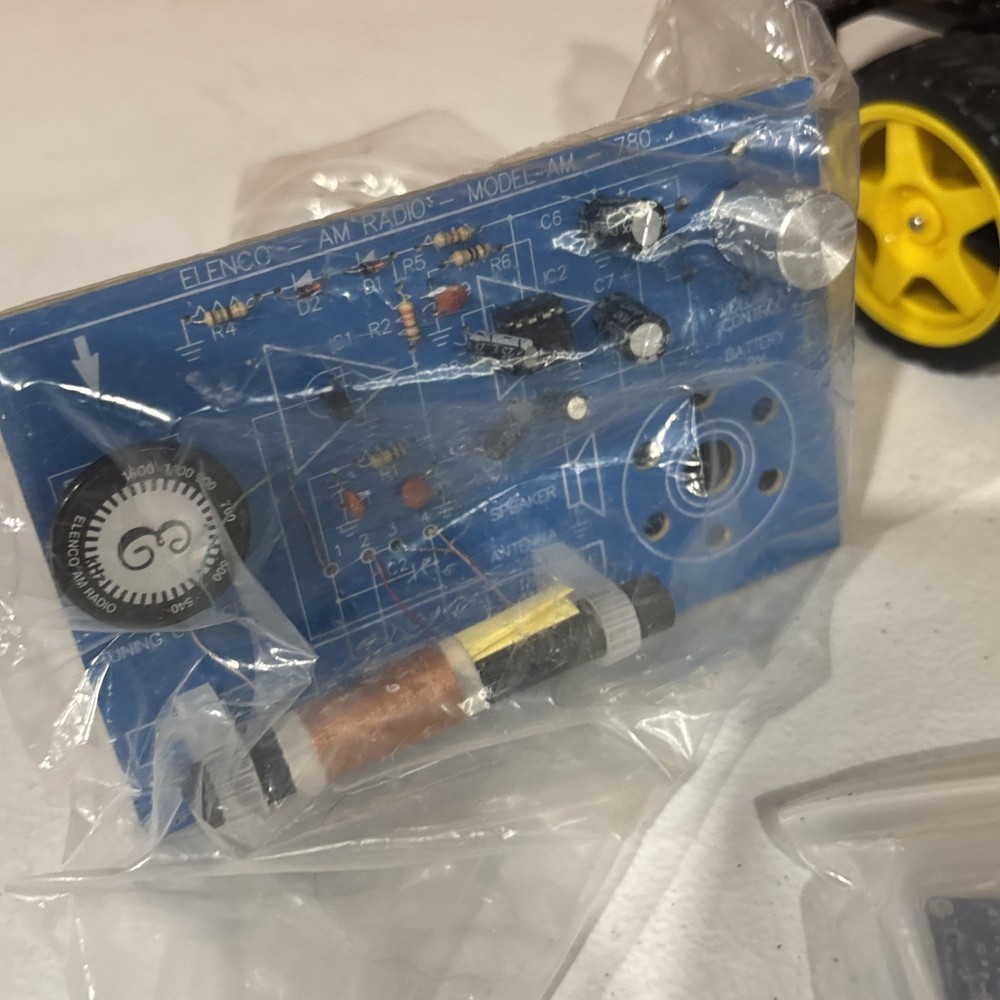 ELEGOO Robot Smart Car Kit V2.0 NEW STEM Computer Code Programming Kids - Parts