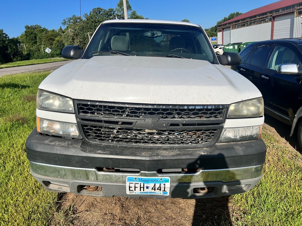 2005 Chevy Silverado 2500 2500HD CD Player AM FM Stereo Radio OEM
